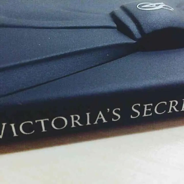 Victoria's Secret(ヴィクトリアズシークレット)のヴィクトリアズシークレット iPhone6/6s カバー スマホ/家電/カメラのスマホアクセサリー(iPhoneケース)の商品写真