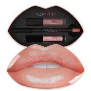 セフォラ(Sephora)の新品 日本未入荷HUDA BEAUTY リップセット💗BOMBSHELL💗(リップグロス)