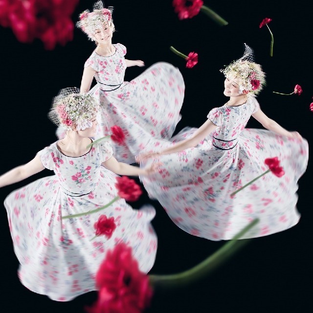 TOCCA(トッカ)の° . ♡FLOWER WALTZ  FRAGRANT ROSEドレス ♡ .° レディースのワンピース(ひざ丈ワンピース)の商品写真