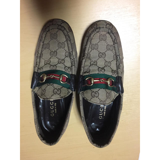 Gucci(グッチ)のGUCCI ローファー レディースの靴/シューズ(ローファー/革靴)の商品写真