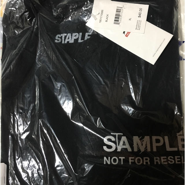 staple(ステイプル)のStaple Pigeon  Sample/Staple Tee メンズのトップス(Tシャツ/カットソー(半袖/袖なし))の商品写真