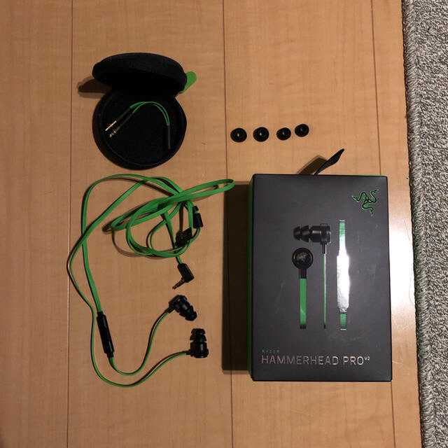 Razer Hammerhead Pro V2 マイク付きゲーミングイヤフォン