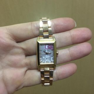 限定品　サンリオ　キティ　SEIKO　LUKIA　腕時計