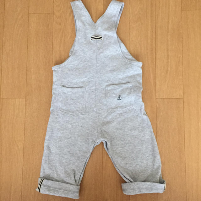 PETIT BATEAU(プチバトー)のプチバトー ストレッチコットンサロペット サイズ12m/ 74cm キッズ/ベビー/マタニティのベビー服(~85cm)(パンツ)の商品写真