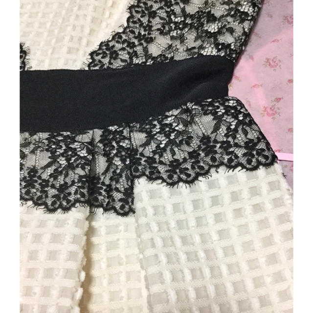 新品タグ付き!ジルスチュアートワンピース ホワイトライン ウエスト