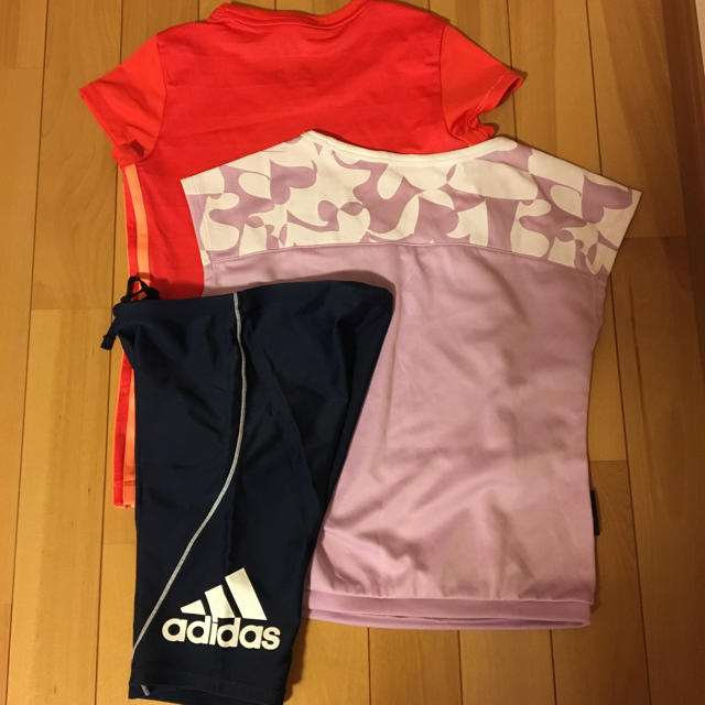 adidas(アディダス)の水着 3枚セット adidas アディダス サイズ120〜130 ラッシュガード キッズ/ベビー/マタニティのキッズ服女の子用(90cm~)(水着)の商品写真