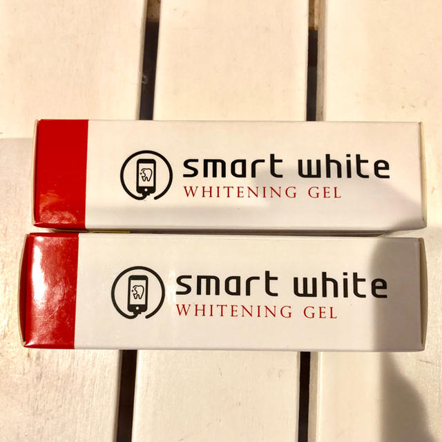 Smart white歯磨き粉 コスメ/美容のオーラルケア(歯磨き粉)の商品写真