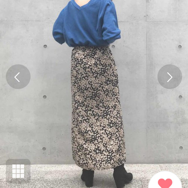 archives(アルシーヴ)のarchves  アルシーヴ 小花柄スカート 美品 レディースのスカート(ロングスカート)の商品写真