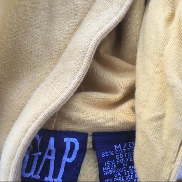 GAP(ギャップ)のGAP ロゴパーカー 黄色 イエロー メンズのトップス(パーカー)の商品写真