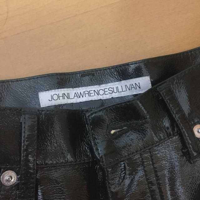 JOHN LAWRENCE SULLIVAN(ジョンローレンスサリバン)のJOHN LAWRENCE SULLIVAN サリバン レザー パンツ レディースのパンツ(その他)の商品写真