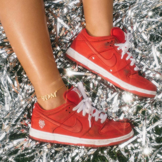 激安正規品 - NIKE girls 27.5センチ sb dunk x cry don't スニーカー