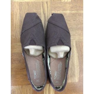 トムズ(TOMS)のTOMS レディース サイズ 24  7(スニーカー)