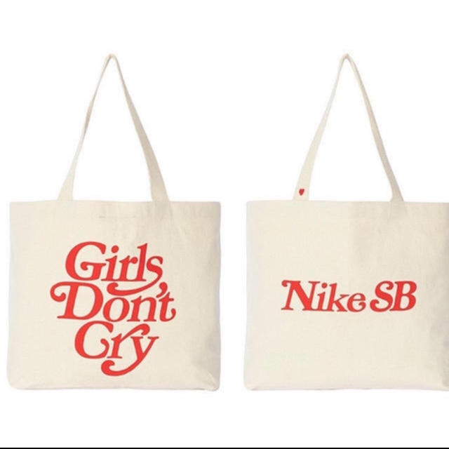 NIKE(ナイキ)のnikesb girls don't cry トートバッグ エコバッグ メンズのバッグ(トートバッグ)の商品写真