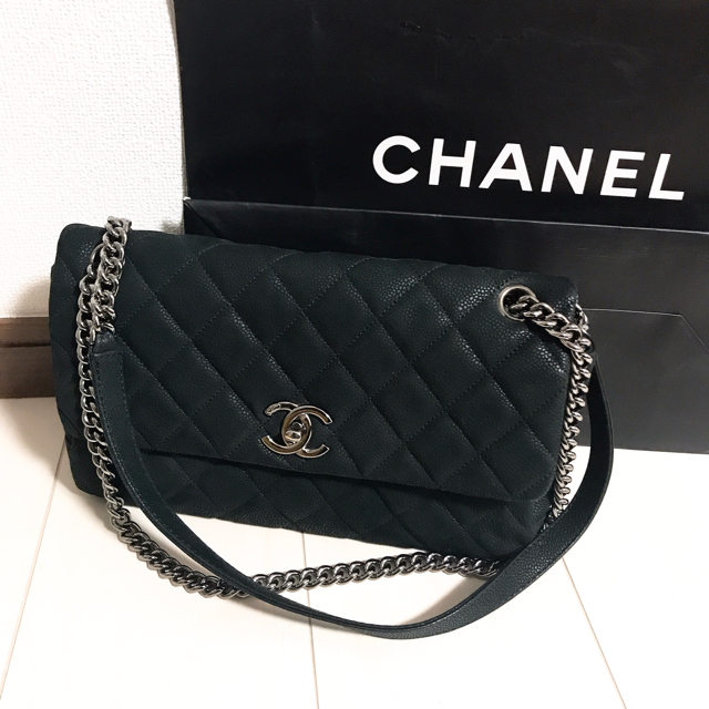 CHANEL ショルダーバッグ