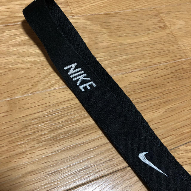 NIKE(ナイキ)のNIKE ネックストラップ スマホ/家電/カメラのスマホアクセサリー(ストラップ/イヤホンジャック)の商品写真