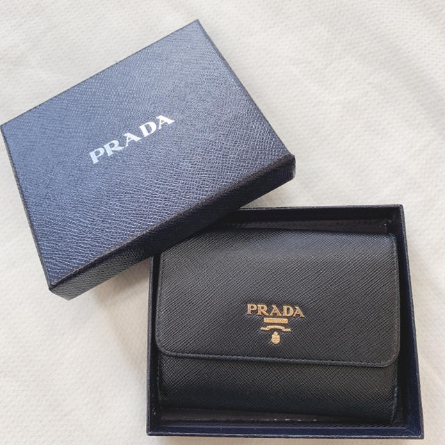 PRADA(プラダ)の財布 メンズのファッション小物(折り財布)の商品写真