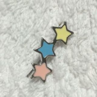 クレアーズ(claire's)の新品★イヤークリップ♡ツインクルモチーフ(イヤリング)