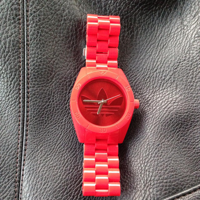 adidas(アディダス)のadidas新作お洒落カジュアル腕時計！ レディースのファッション小物(腕時計)の商品写真