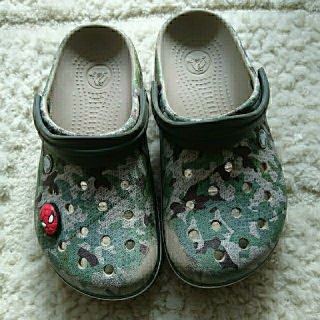 クロックス(crocs)のクロックス☆M5/W7☆おまけ付き(サンダル)