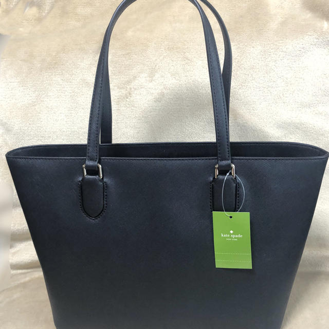 kate spade new york(ケイトスペードニューヨーク)の【新品】ケイトスペード♠︎ショルダーバッグ レザー ビジネス用 レディースのバッグ(ショルダーバッグ)の商品写真