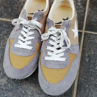ゴールデングース(GOLDEN GOOSE)の★GOOLDEN  GOOSE ゴールデングーススニーカー　サイズ37★(スニーカー)
