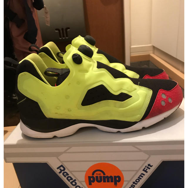 Reebok(リーボック)のREEBOK リーボック INSTA PUMP FURY HLS メンズの靴/シューズ(スニーカー)の商品写真