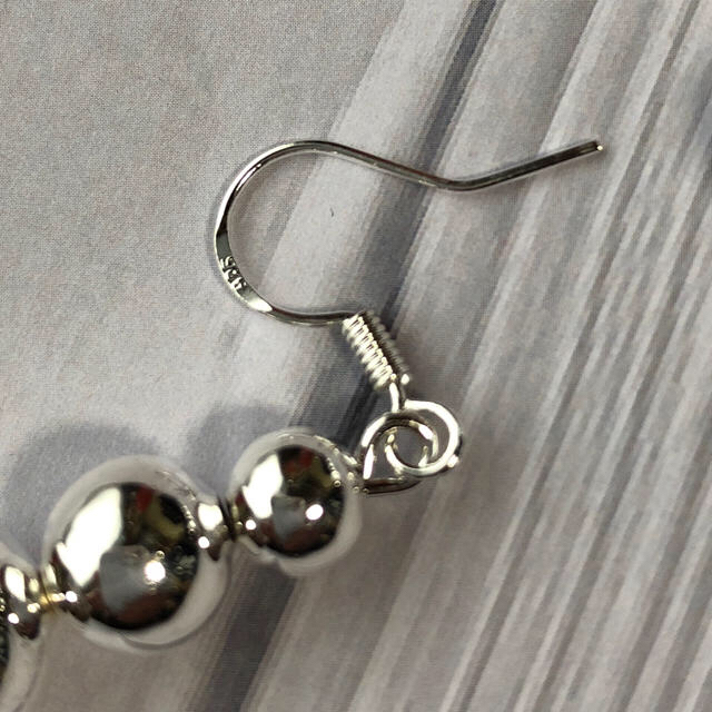 STUDIOUS(ステュディオス)のsilver ball 3連 pierce レディースのアクセサリー(ピアス)の商品写真