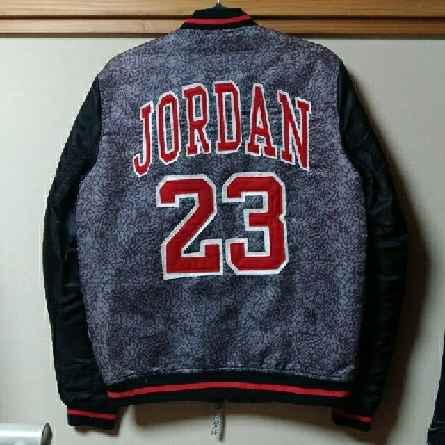 NIKE(ナイキ)のNike Jordan jacket メンズのジャケット/アウター(ナイロンジャケット)の商品写真