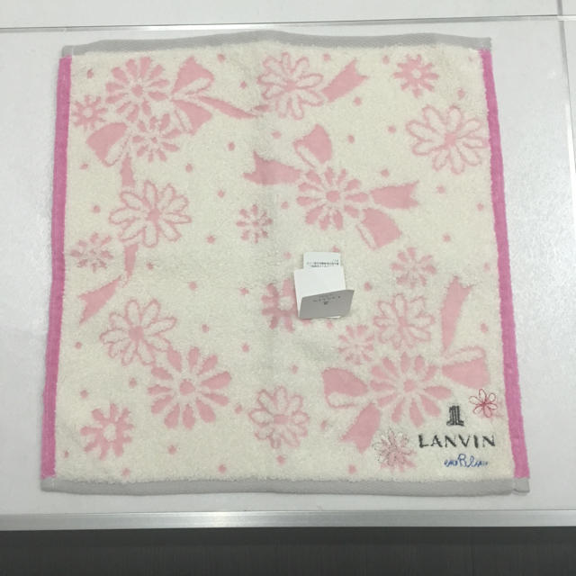LANVIN en Bleu(ランバンオンブルー)のハンカチ レディースのファッション小物(ハンカチ)の商品写真
