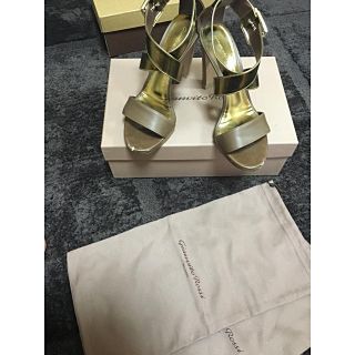 ジャンヴィットロッシ(Gianvito Rossi)のジャンビドロッシ サンダル 23.5cm(サンダル)