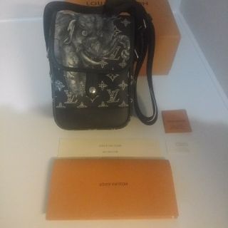 ルイヴィトン(LOUIS VUITTON)のLOUIS VUITTON メッセンジャーBB  (ショルダーバッグ)