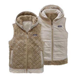 パタゴニア(patagonia)の【新品未使用】パタゴニア  リバーシブルフード付ベスト(ベスト/ジレ)