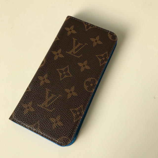 ディオール iphone8 ケース 財布 、 LOUIS VUITTON - レアなブルー⭐️美品❤️iPhone ケース フォリオ 7+ 8+にも❤️ の通販 by クロワッサン's shop｜ルイヴィトンならラクマ