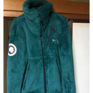 ザノースフェイス(THE NORTH FACE)のノースフェイス アンタークティカ バーサロフトジャケット ボタニカルグリーン L(その他)