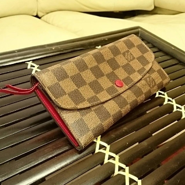 本物‼️LOUIS VUITTON ポルトフォイユエミリー 長財布