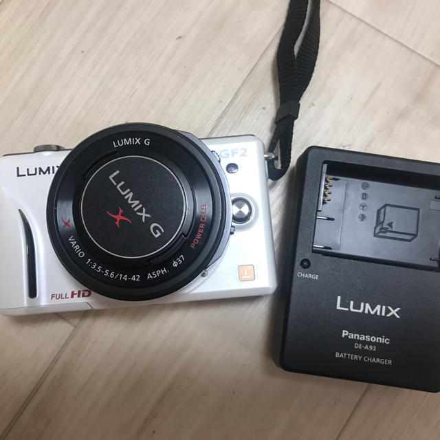 カメラ LUMIX（値下げ交渉可です）
