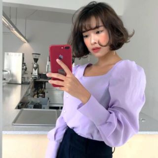 ザラ(ZARA)の新品 ラベンダー パープル パワーショルダー ブラウス シャツ インスタ映え(シャツ/ブラウス(長袖/七分))