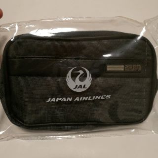 ゼロハリバートン(ZERO HALLIBURTON)の【3月末まで値下】JAL アメニティポーチ ZERO HALLIBURTON (旅行用品)