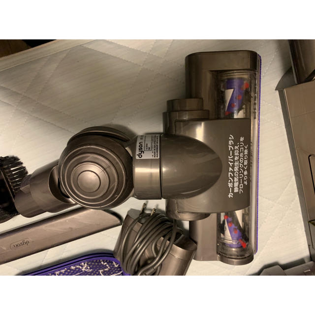 Dyson(ダイソン)のダイソン DC35マルチフロアー スマホ/家電/カメラの生活家電(掃除機)の商品写真