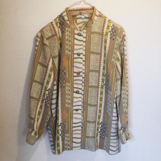 サンタモニカ(Santa Monica)の古着 80s vintage レナウン 総柄 アート スタンドカラー  シャツ(シャツ/ブラウス(長袖/七分))