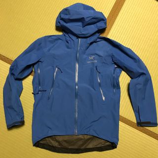 アークテリクス(ARC'TERYX)のアークテリクス シェルジャケット ブルー サイズS GORE-TEX(マウンテンパーカー)