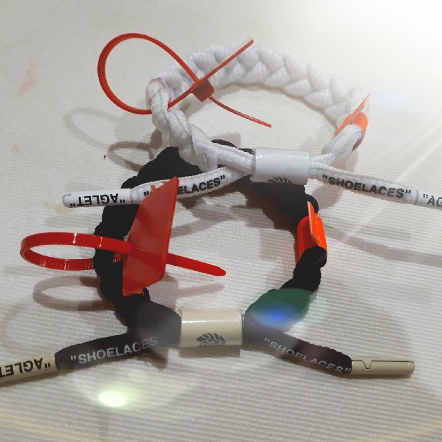 OFF-WHITE(オフホワイト)のRastaclat Off-Clat　ラスタクラット　2個セット オフクラット メンズのアクセサリー(ブレスレット)の商品写真