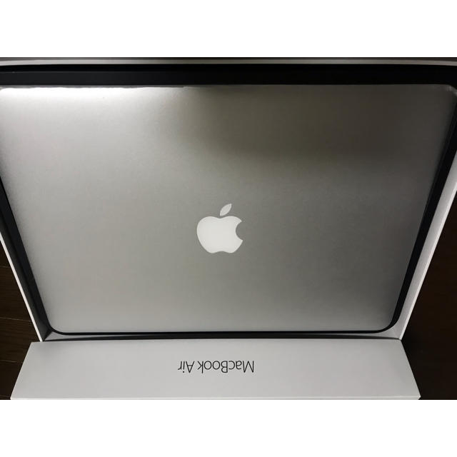 Apple - MacBook Air (13-inch, Early 2015