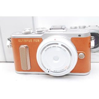 オリンパス(OLYMPUS)の❤️WiFi＆女性向け❤️OLYMPUS PEN E-PL8 大人気オレンジ♫(ミラーレス一眼)