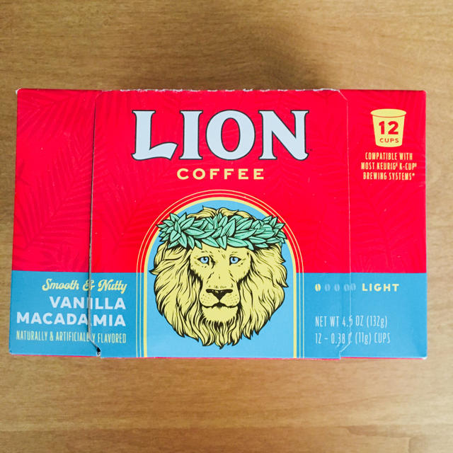 LION(ライオン)の【夏蜜柑様専用】ライオンコーヒー バニラマカダミア 食品/飲料/酒の飲料(コーヒー)の商品写真