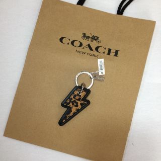 コーチ(COACH)のcoach keyring  メンズ レパード ヒョウ柄(キーホルダー)