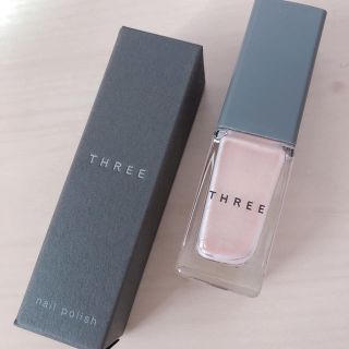 スリー(THREE)のお値下げしました！THREE ネイルポリッシュ トップコート G02 (ネイルトップコート/ベースコート)