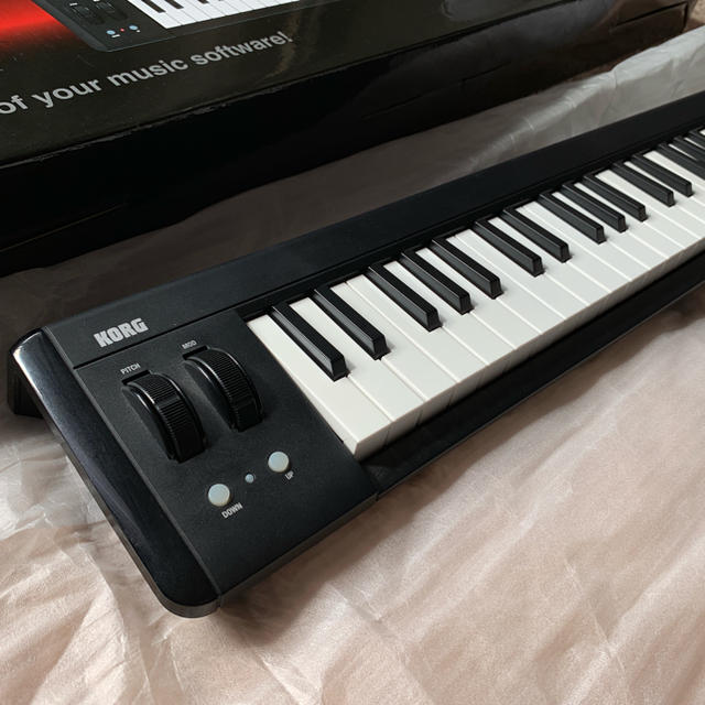 KORG(コルグ)のKORG microKEY-61 マイクロキー 楽器のDTM/DAW(MIDIコントローラー)の商品写真