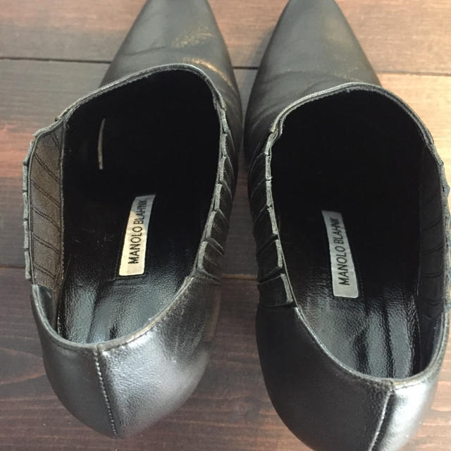 MANOLO BLAHNIK(マノロブラニク)のマノロブラニク☆ブラック ブーティ サイズ39 1/2 レディースの靴/シューズ(ブーティ)の商品写真