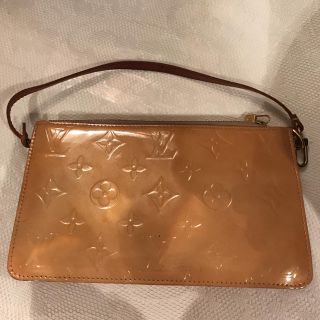 ルイヴィトン(LOUIS VUITTON)のLOUIS VUITTON ヴェルニ ポーチ(ポーチ)